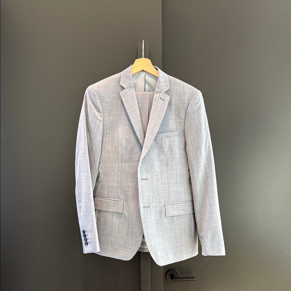 Men's Gray/Blue Suit (Blazer and Pants)